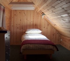 Granary Single Before - Gay Friendly Holiday Accommodation France